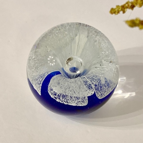 White Lace Flower Cobalt Blue Paperweight Dome Hand Blown Art Glass 3” - Picture 2 of 10